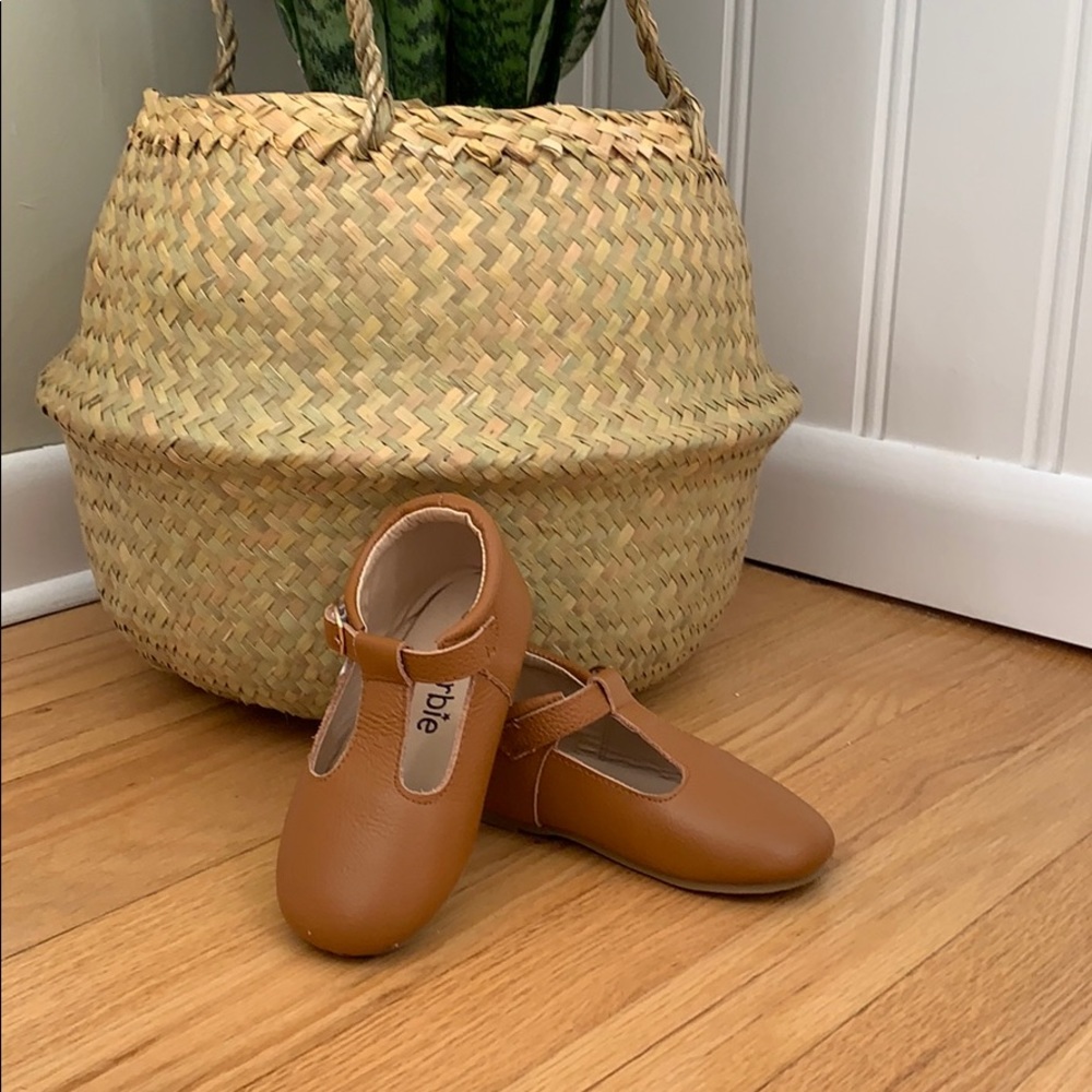 Toddler dress shoes